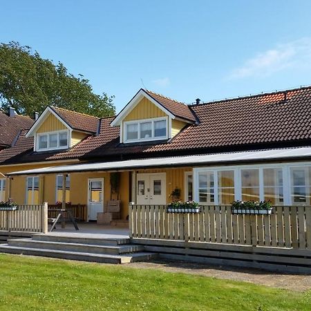Bjoerkaengs Vandrarhem Tvååker Exterior foto